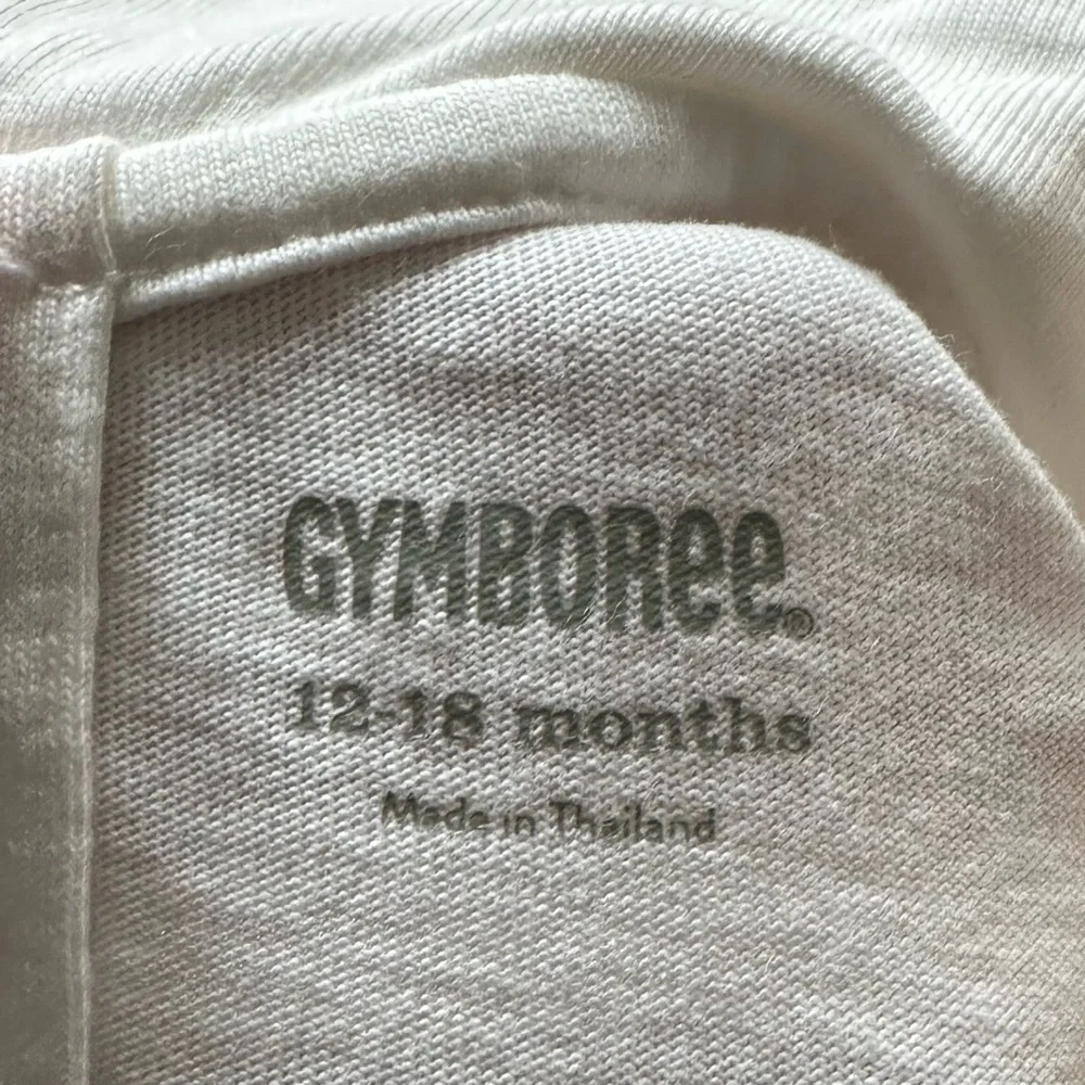 Gymboree White Long Sleeve Onesie Red Heart Embroidered Peter Pan Collar 12-18m